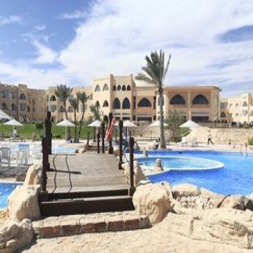 منتجع ذا ثري كورنرز إكوينوكس الشاطئي - مرسى علم 