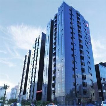 Ramada Hotel And Suites Ajman - Ajman 