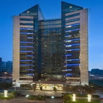 Golden Tulip Al Thanyah - Dubai 